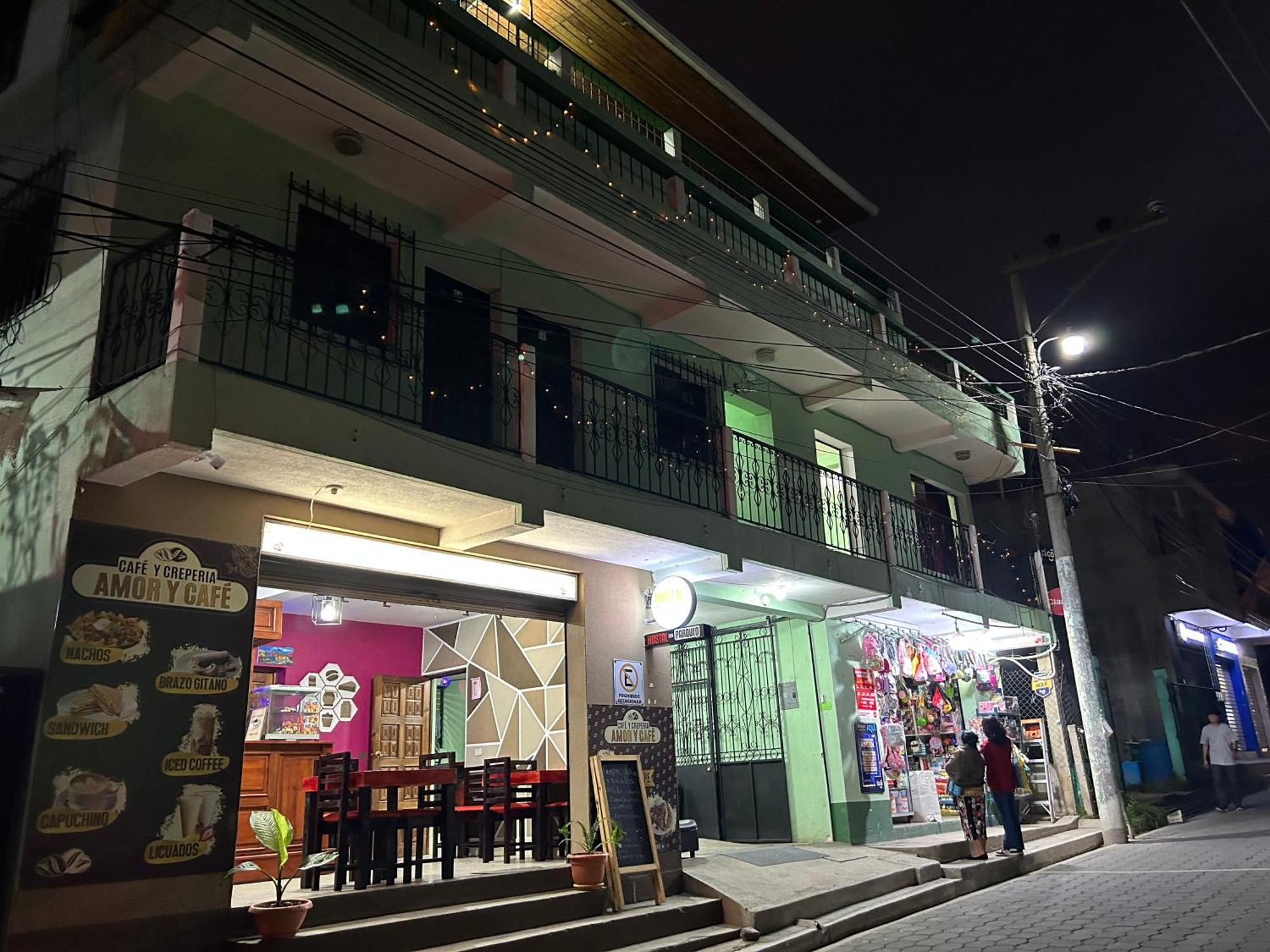 Hostal Sweet Dreams Panajachel Bagian luar foto