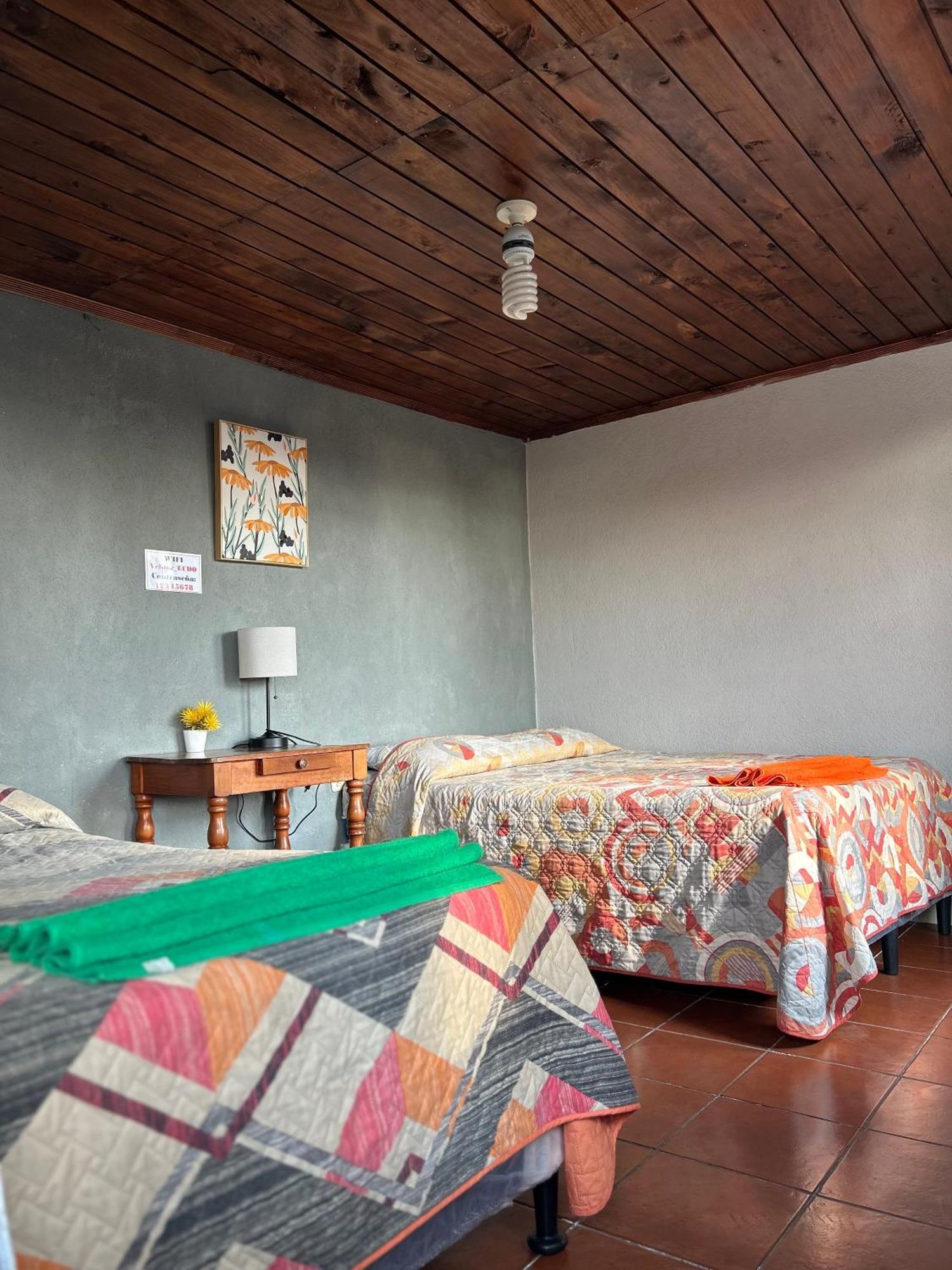 Hostal Sweet Dreams Panajachel Bagian luar foto